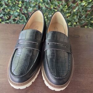 Black Loafers Faux Leather Croco Emboss Platform Journee Kenly Women Sz 8N NWOB